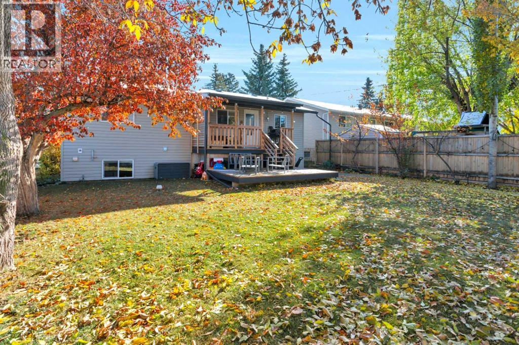 4534 46 Street Property Photo 34