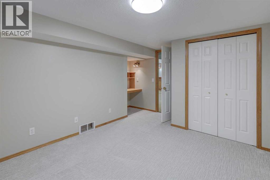 63 Sierra Madre Crescent Sw Property Photo 38