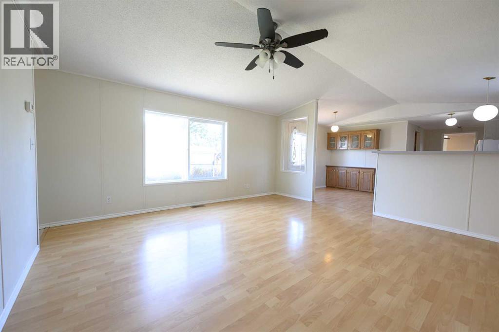 10017 100 Avenue Property Photo 7