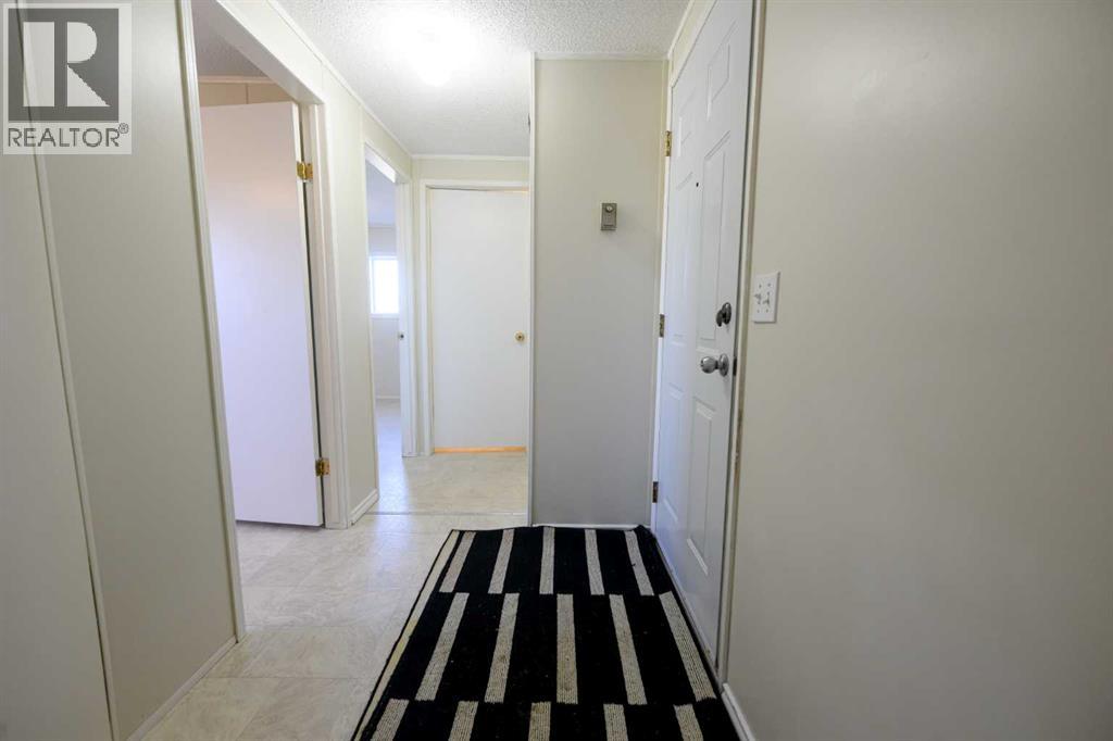 10017 100 Avenue Property Photo 8