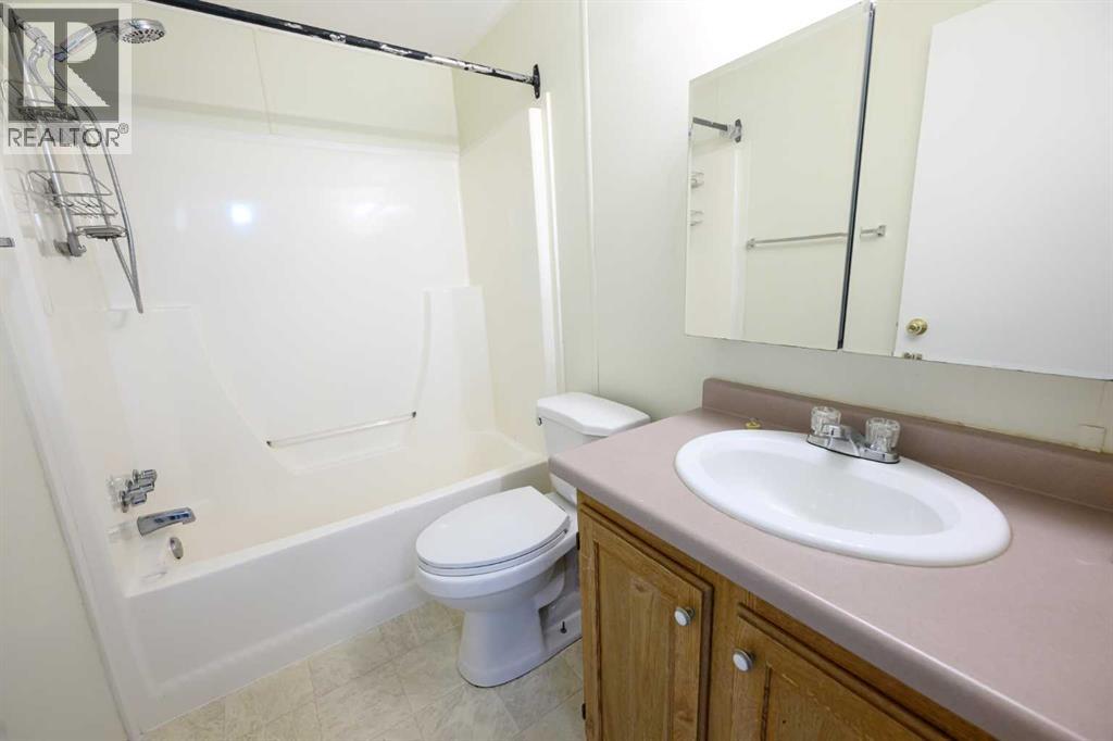 10017 100 Avenue Property Photo 14