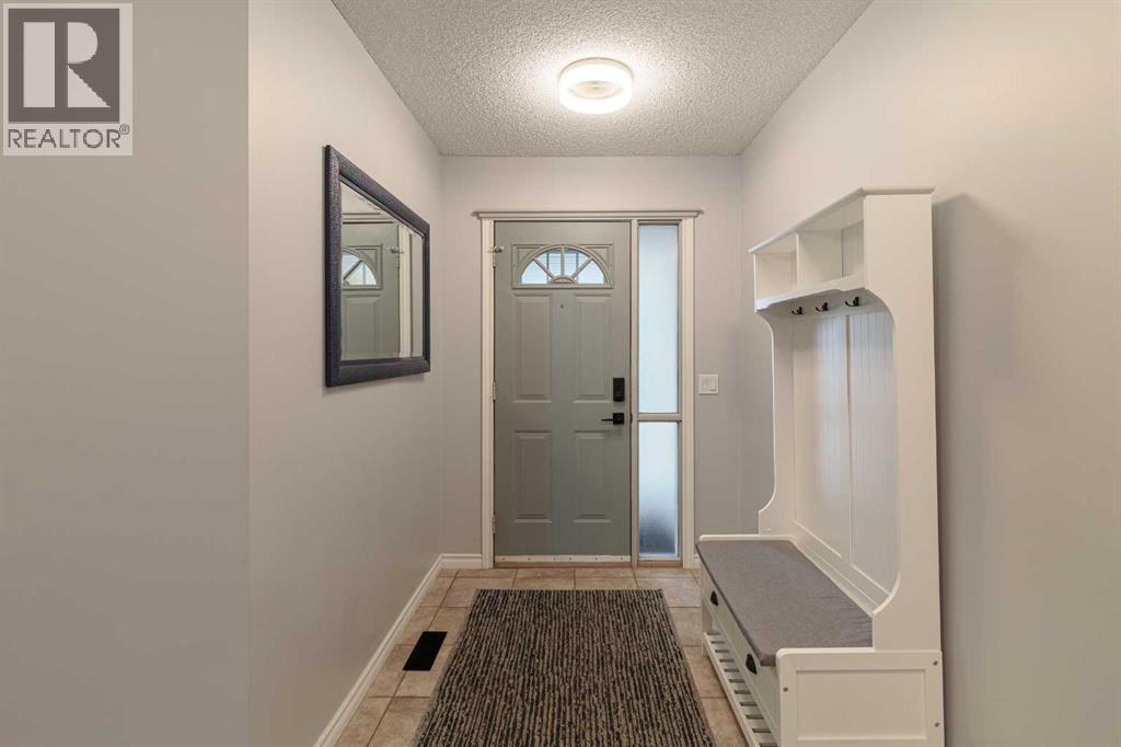 7 Richelieu Court Sw Property Photo 2