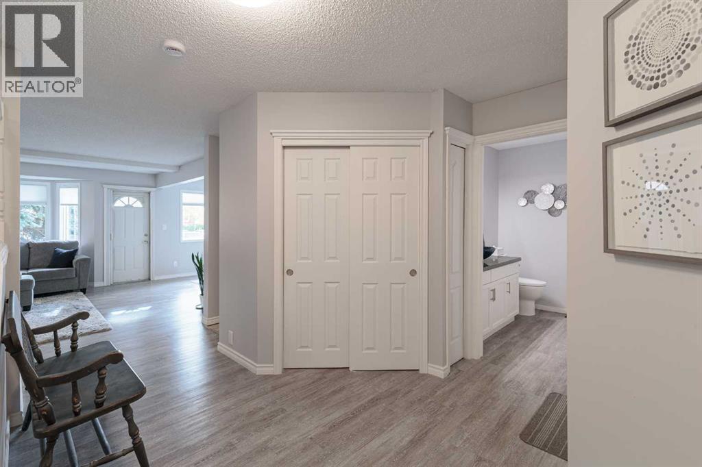 7 Richelieu Court Sw Property Photo 4