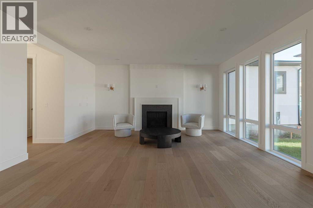 119 Greenwich Heath Nw Property Photo 9
