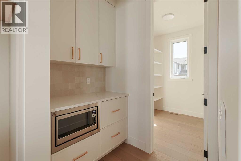 119 Greenwich Heath Nw Property Photo 19