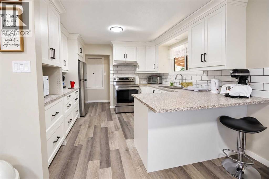 1619 21 Street Property Photo 9