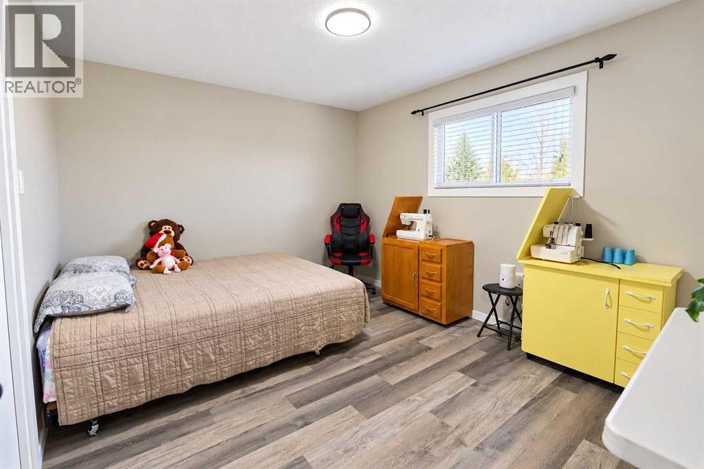 1619 21 Street Property Photo 15