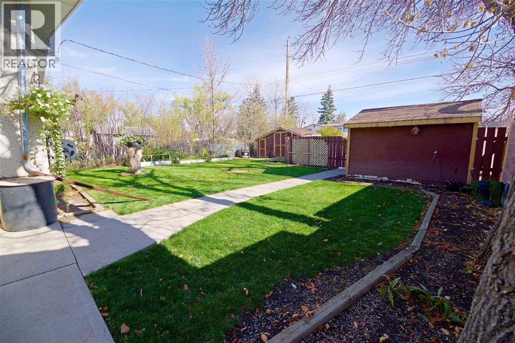 1619 21 Street Property Photo 33