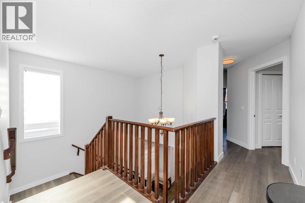 1536 93 Street Sw Property Photo 14
