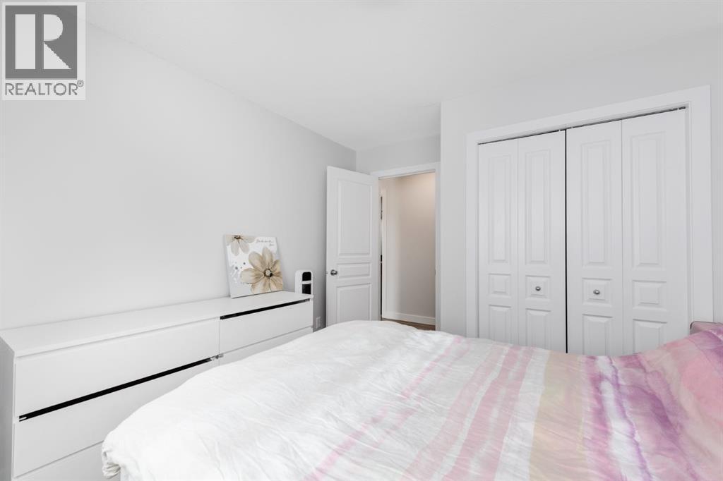 1536 93 Street Sw Property Photo 29