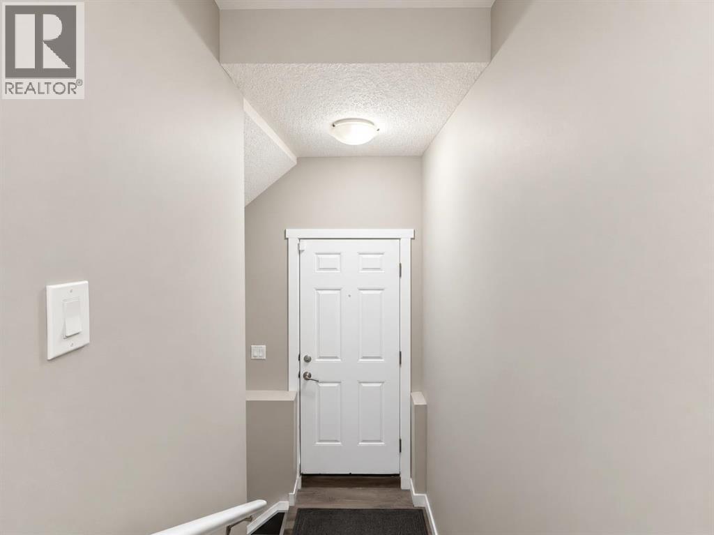 435 Savanna Boulevard Ne Property Photo 34