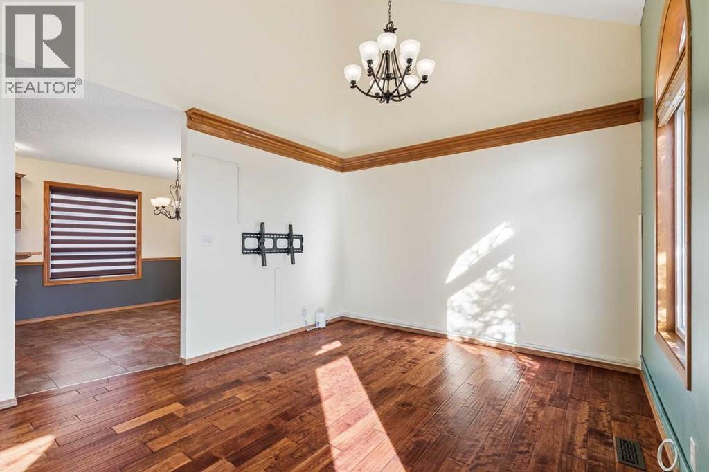 106 Hawkland Place Nw Property Photo 8