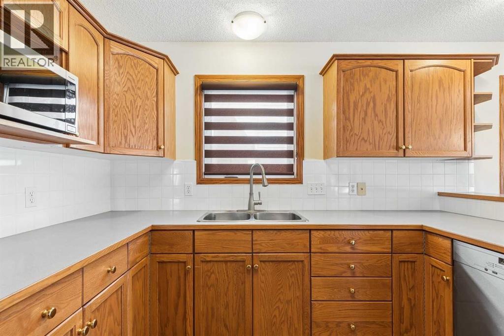 106 Hawkland Place Nw Property Photo 13