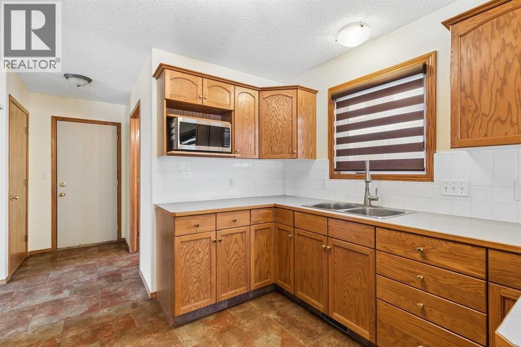 106 Hawkland Place Nw Property Photo 14