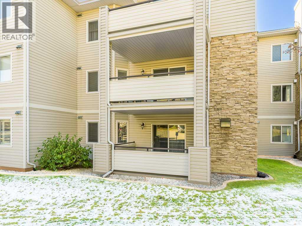 7451 Springbank Boulevard Southwest Property Photo 10