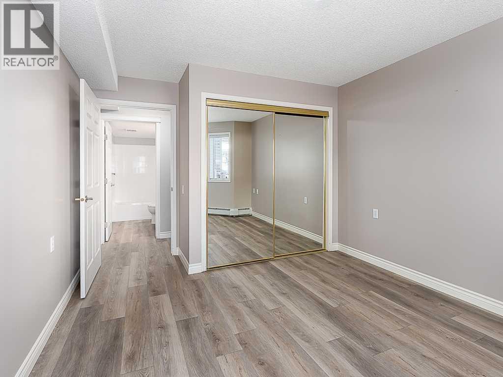 7451 Springbank Boulevard Southwest Property Photo 19