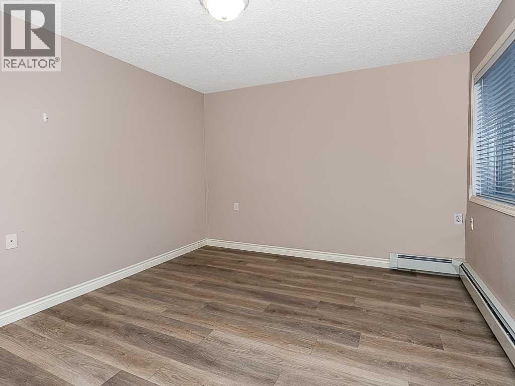 7451 Springbank Boulevard Southwest Property Photo 21