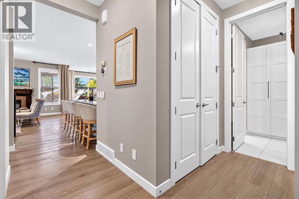 260 Cranarch Common Se Property Photo 3