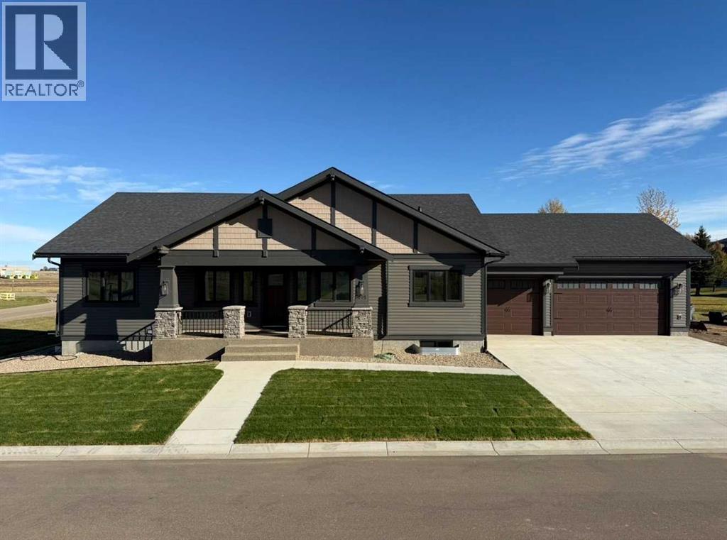 25 Blue Heron Bay Property Photo 1