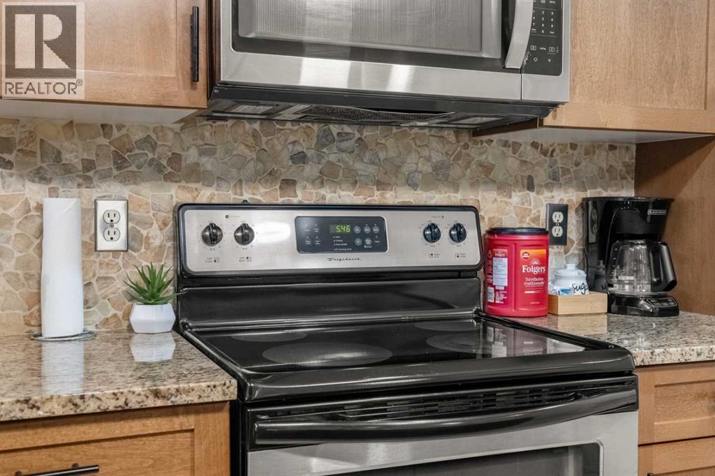 250 2 Avenue Property Photo 16