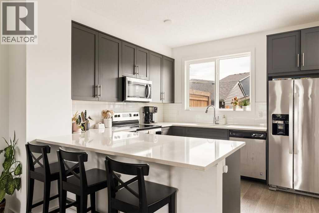 39 Howse Rise Ne Property Photo 11