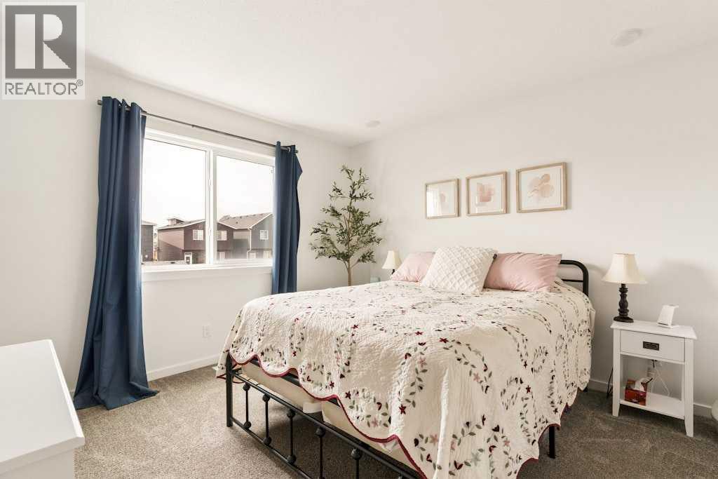 39 Howse Rise Ne Property Photo 22