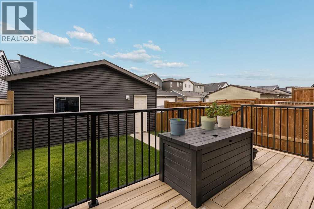 39 Howse Rise Ne Property Photo 27