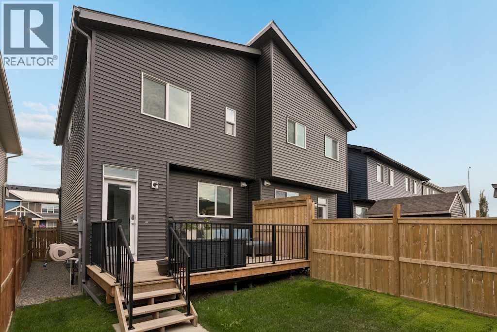 39 Howse Rise Ne Property Photo 31