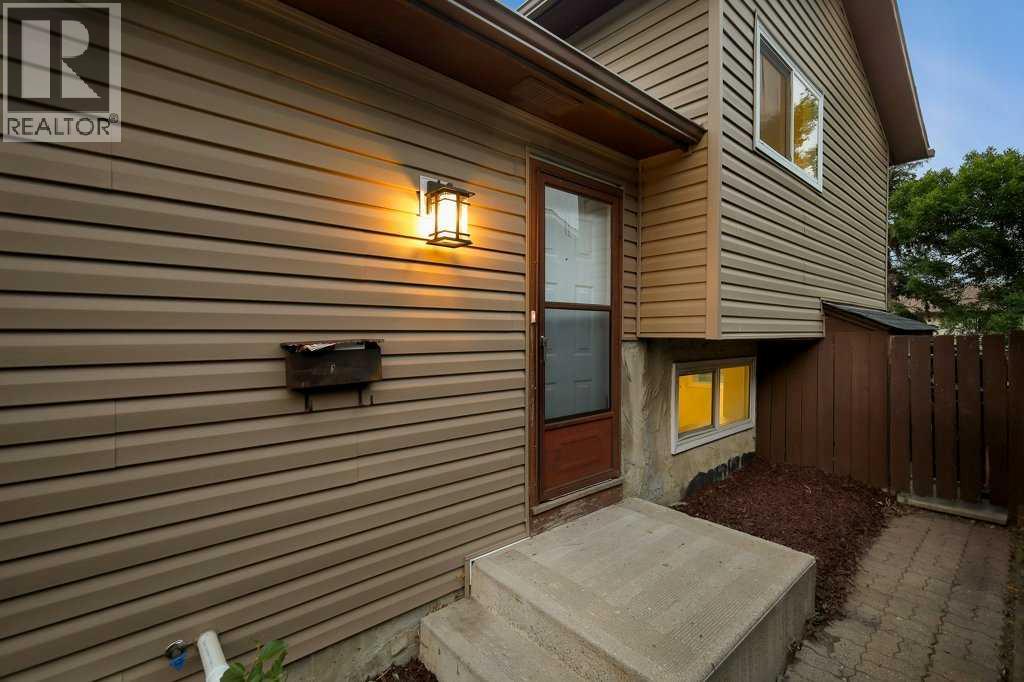 20 Bernard Way Nw Property Photo 6