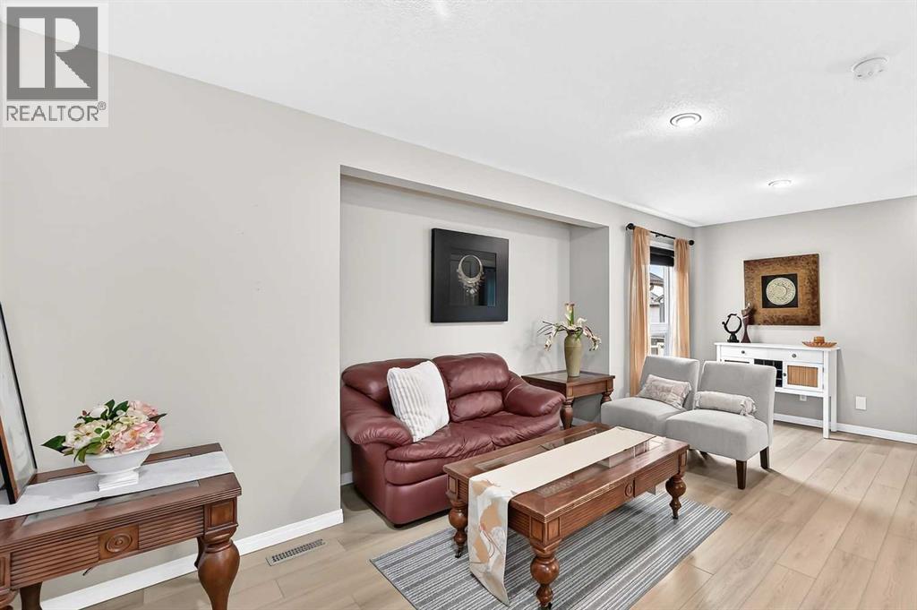 116 Skyview Shores Gardens Ne Property Photo 16