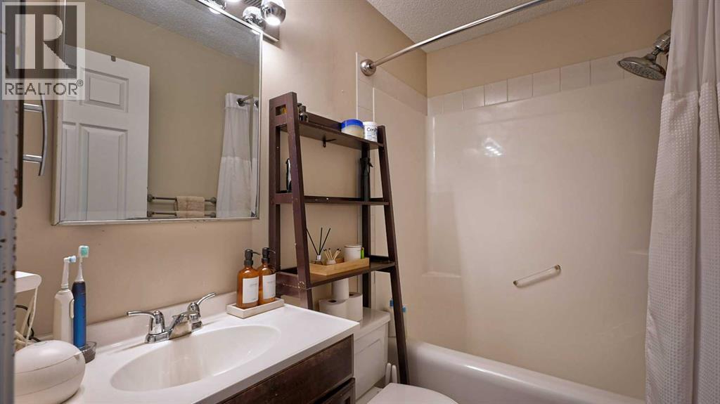 192 Inglewood Cove Se Property Photo 19