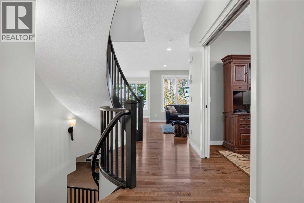 38 Auburn Sound Circle Se Property Photo 3
