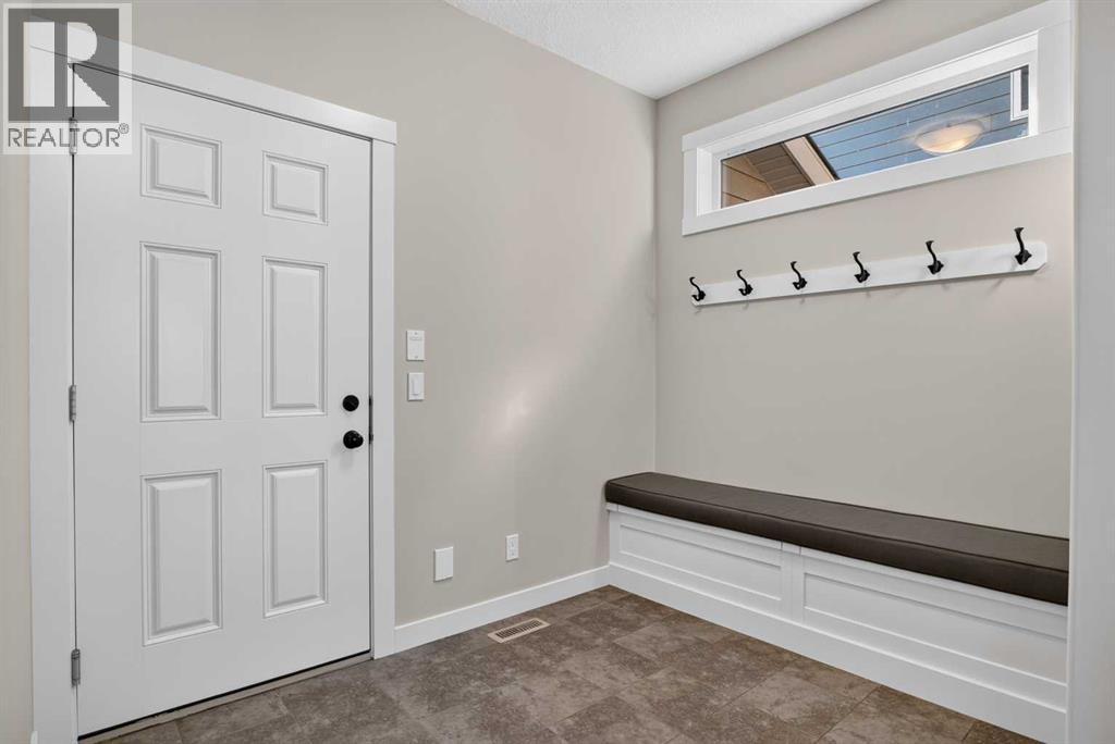 38 Auburn Sound Circle Se Property Photo 15