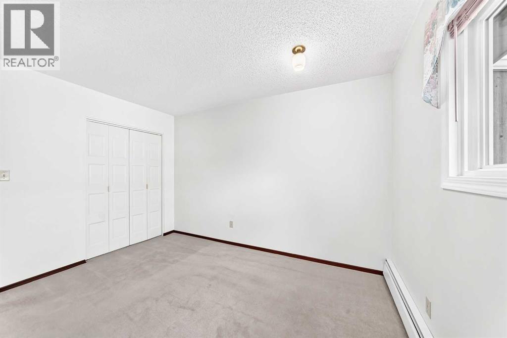 366 94 Avenue Southeast Property Photo 21