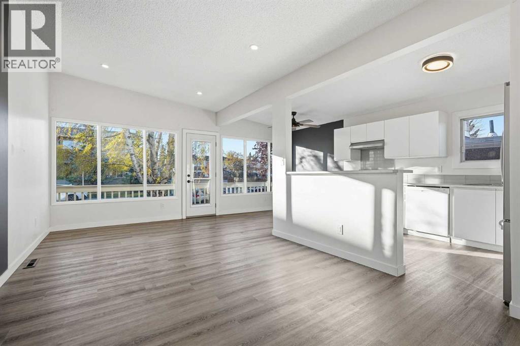 2224 34 Street Sw Property Photo 2