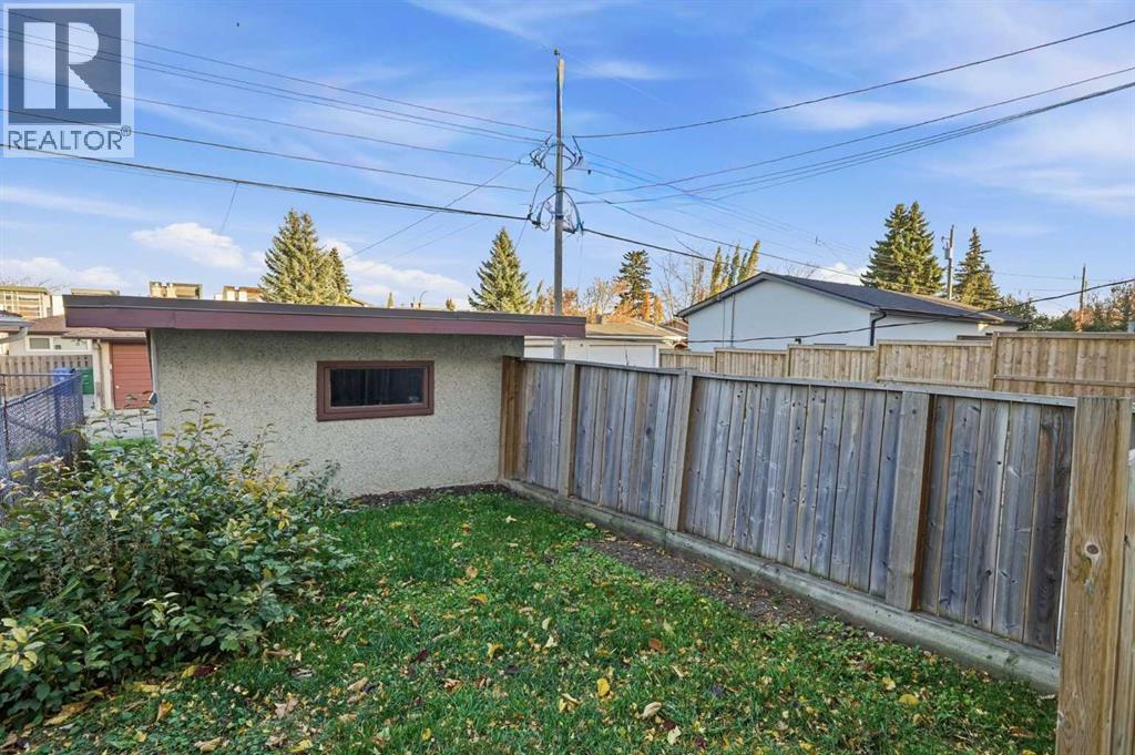 2224 34 Street Sw Property Photo 31
