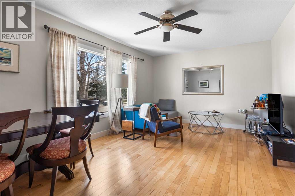 6619 18 Street Se Property Photo 5