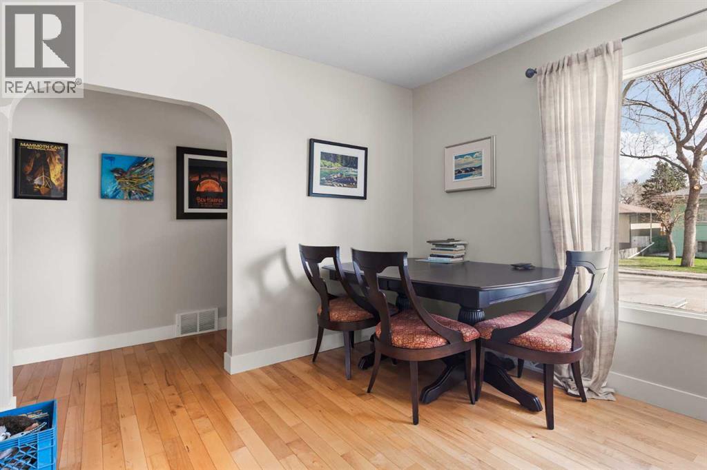 6619 18 Street Se Property Photo 8