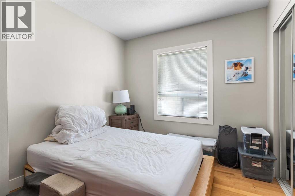 6619 18 Street Se Property Photo 9