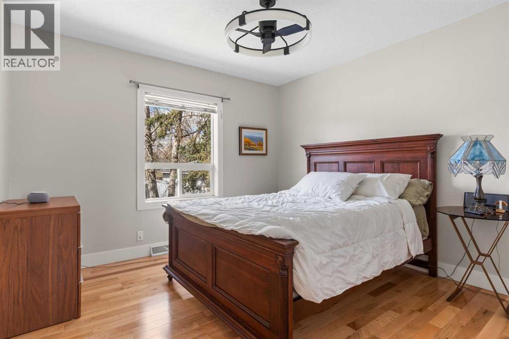 6619 18 Street Se Property Photo 12