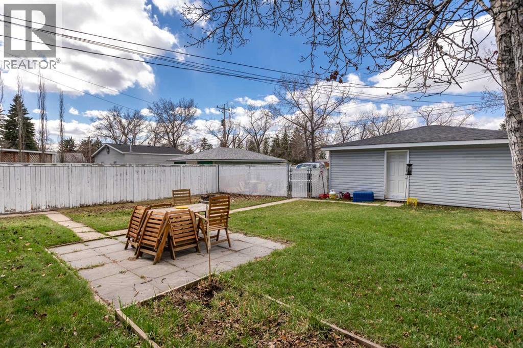 6619 18 Street Se Property Photo 28
