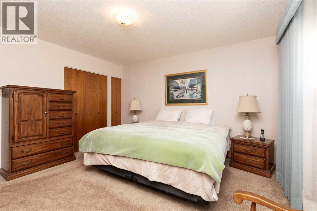 1514 Cedar Place S Property Photo 16