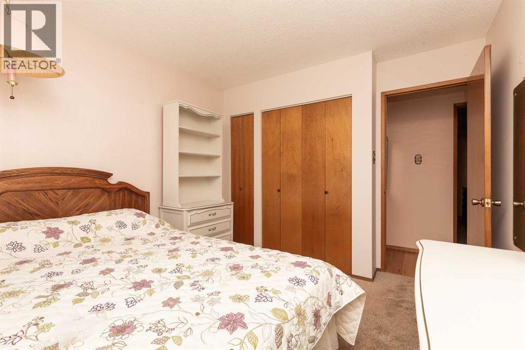 1514 Cedar Place S Property Photo 19