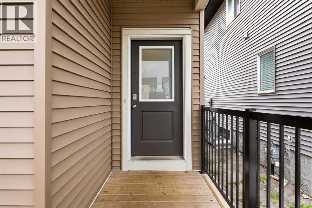 132 Highview Gate Se Property Photo 4