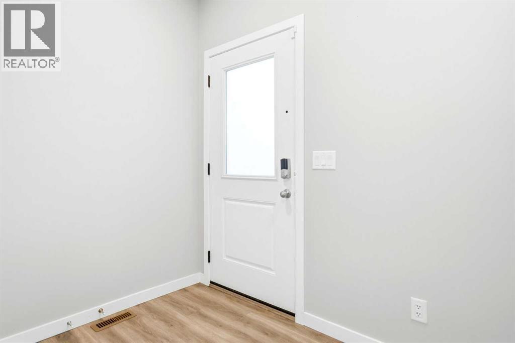 132 Highview Gate Se Property Photo 5