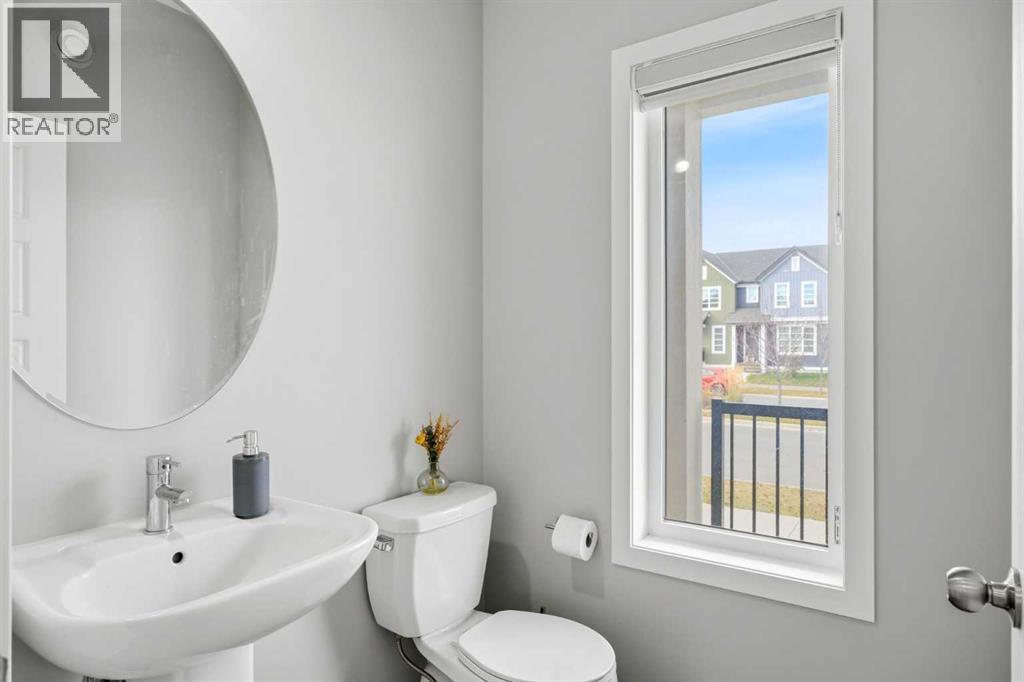 132 Highview Gate Se Property Photo 6