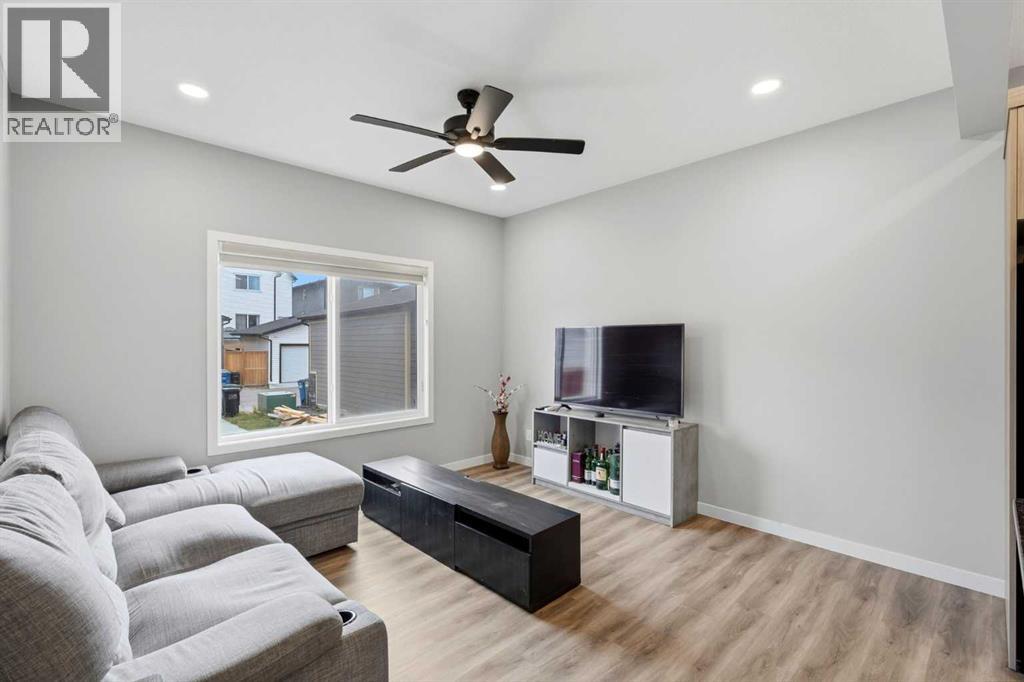132 Highview Gate Se Property Photo 13