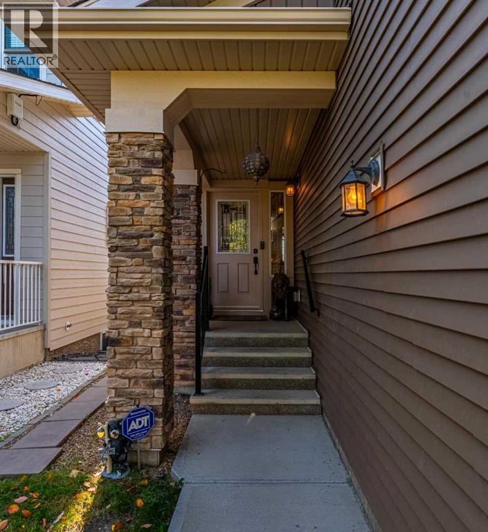 66 Nolancliff Crescent Nw Property Photo 3