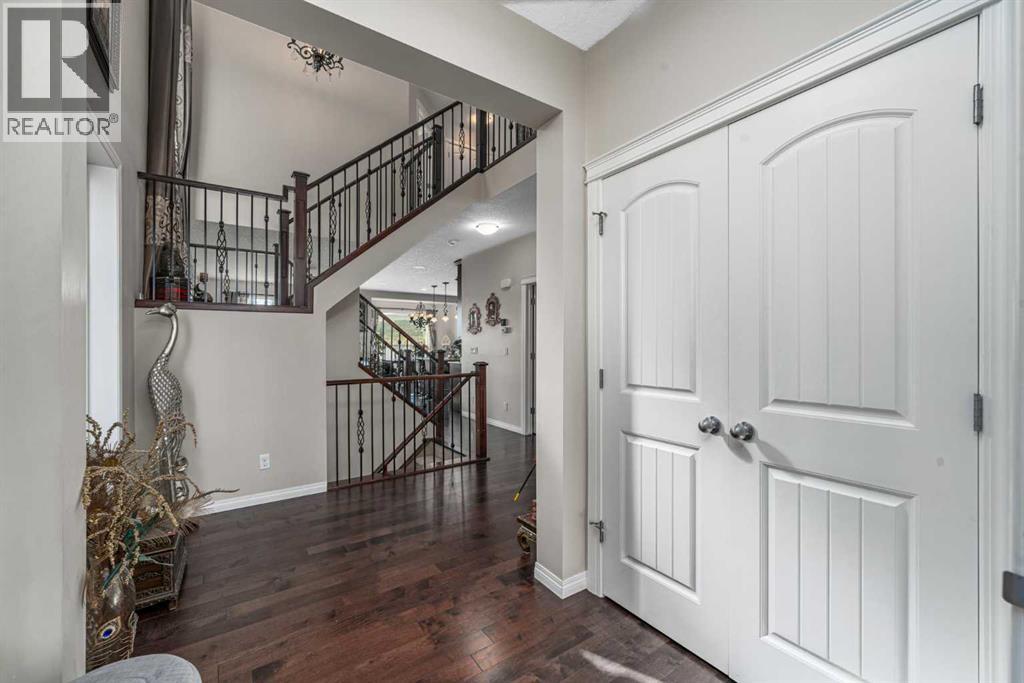 66 Nolancliff Crescent Nw Property Photo 4