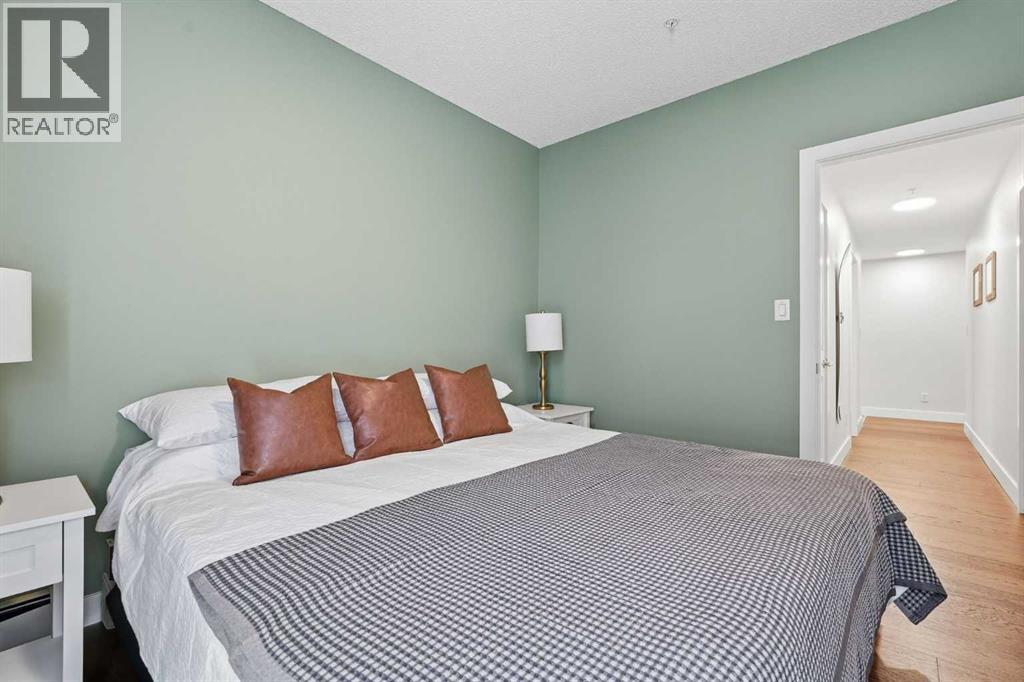 532 5 Avenue Northeast Property Photo 14